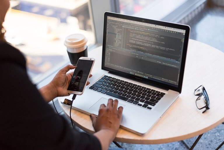 Integraciones con APIs (y con Salesforce): qué significan y para qué sirven