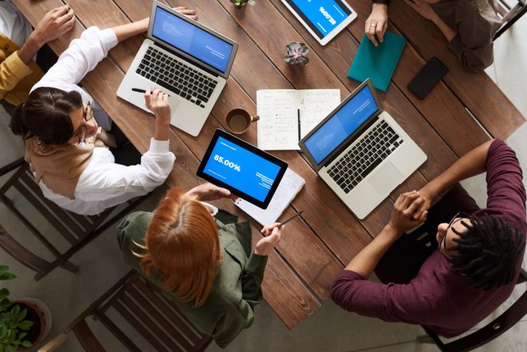 Tu página web como vendedor 24/7: qué debe hacer para convertir
