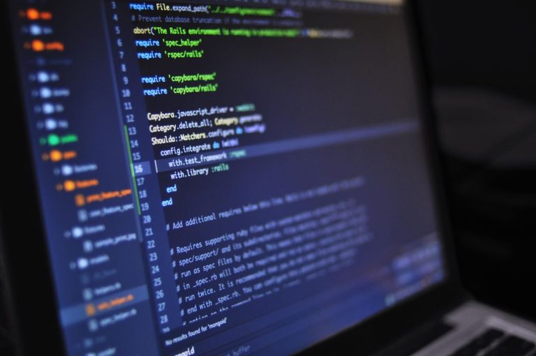 Next.js + Supabase: por qué construimos apps web a medida con estas tecnologías
